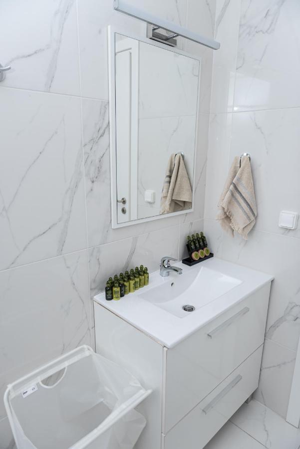 Design Apartment With Swimming Pool Near The Beach Athens Ngoại thất bức ảnh